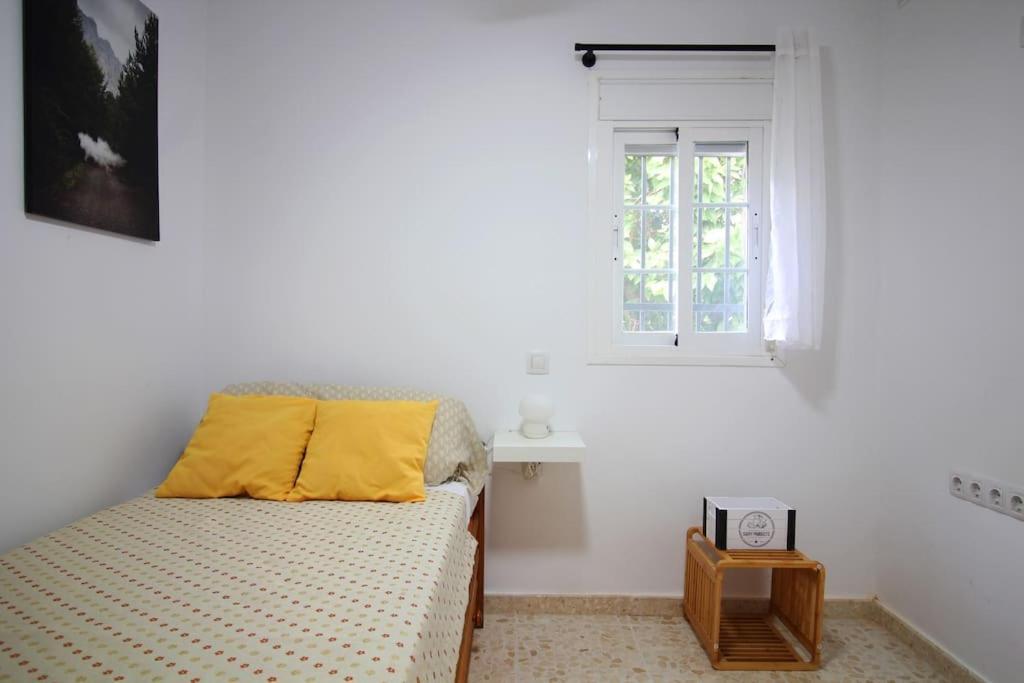 Barrio De Triana - Bidasoa Facil Aparcamiento Sevilla Exteriör bild